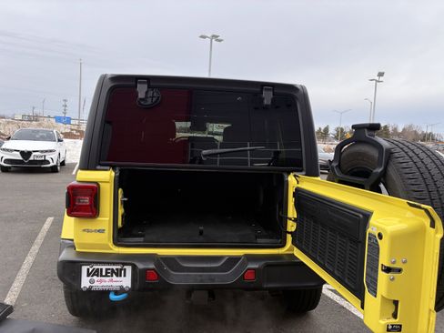 Used 2023 Jeep Wrangler Unlimited Sahara w/ Dual Top Group image 38