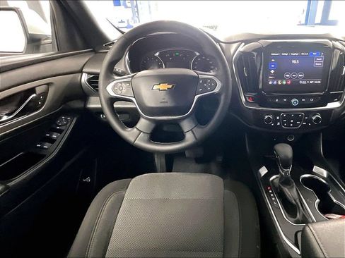 Used 2023 Chevrolet Traverse LT AWD/4WD image 18