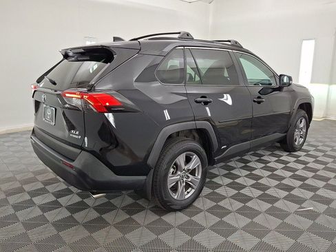Certified 2024 Toyota RAV4 XLE w/ Convenience Package AWD/4WD image 17