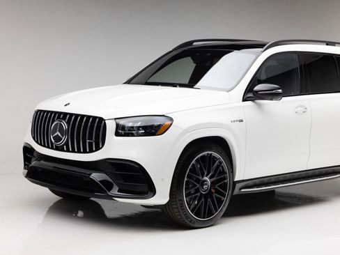 Used 2023 Mercedes-Benz GLS 63 AMG 4MATIC image 31