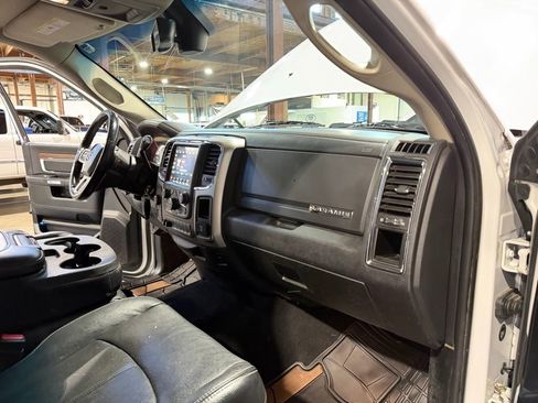 Used 2018 RAM 2500 Laramie image 16