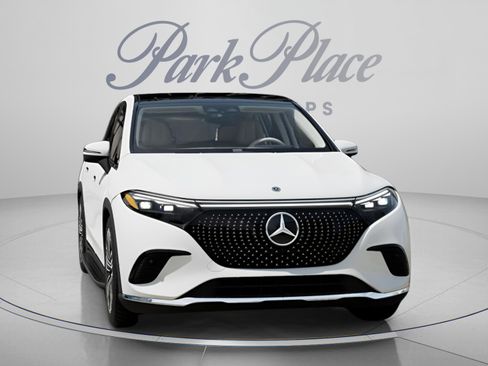Certified 2023 Mercedes-Benz EQS 450+ SUV image 35