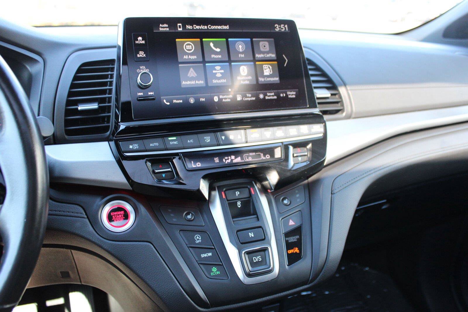 Used 2025 Honda Odyssey Sport-L image 29