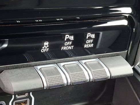 Used 2026 RAM 1500 Big Horn AWD/4WD image 24