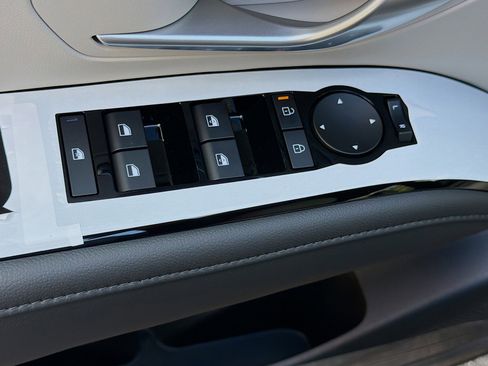 New 2026 Hyundai Tucson Limited image 24