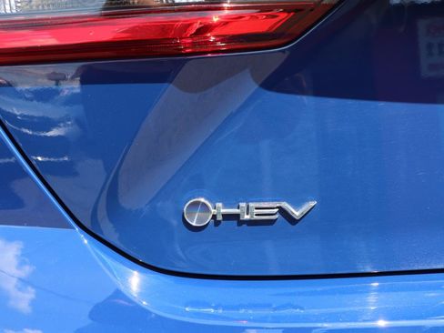 Used 2025 Toyota Camry LE FWD image 43