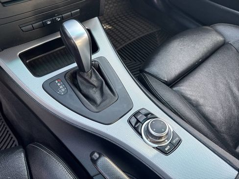 Used 2011 BMW 335i xDrive Sedan w/ M Sport Pkg image 24