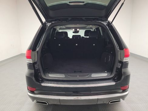 Used 2020 Jeep Grand Cherokee Summit image 29