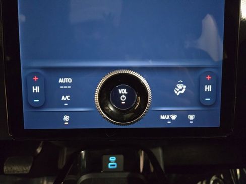 Used 2023 Ford Mustang Mach-E Select image 25