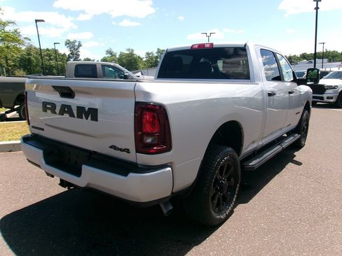 Used 2026 RAM 2500 Big Horn AWD/4WD image 3