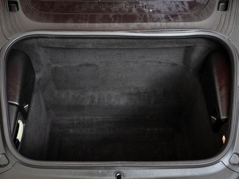 Used 2019 Porsche 718 Boxster image 37