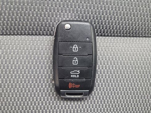 Used 2017 Kia Forte LX FWD image 32