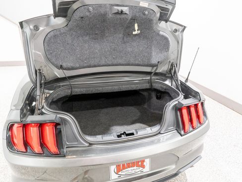 Used 2018 Ford Mustang Premium RWD image 33