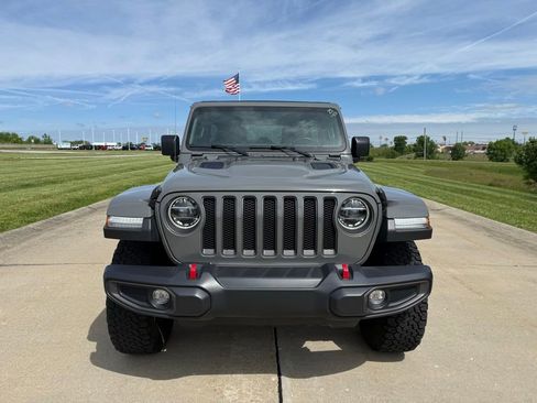 Used 2022 Jeep Wrangler Unlimited Rubicon w/ LED Lighting Group AWD/4WD image 10