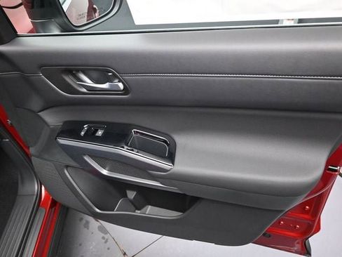 New 2026 Nissan Pathfinder SL image 37