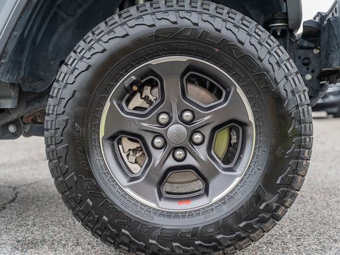 Used 2021 Jeep Gladiator Rubicon w/ Safety Group image 10