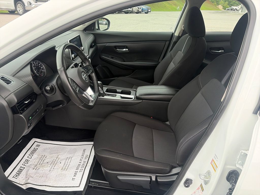 Used 2023 Nissan Sentra SV FWD image 10