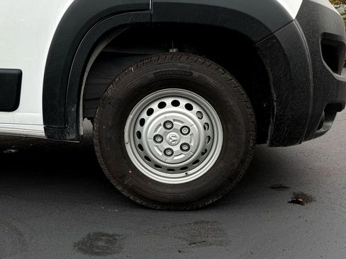 New 2026 RAM ProMaster 1500 w/ Convenience Group image 11