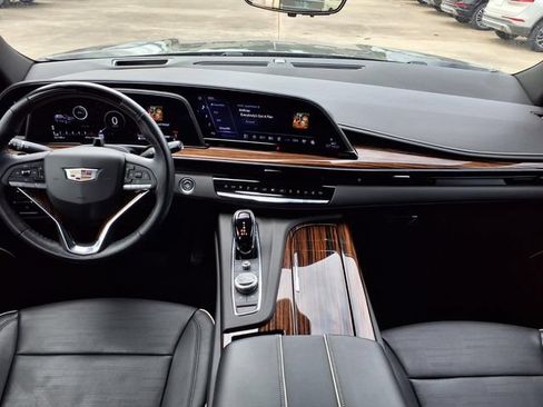 Used 2023 Cadillac Escalade ESV Premium Luxury w/ LPO, Radiant Package AWD/4WD image 6