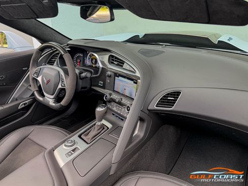 Used 2019 Chevrolet Corvette ZR1 RWD image 34