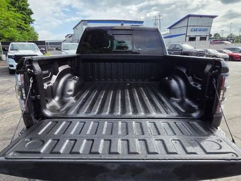 Used 2019 RAM 1500 Big Horn AWD/4WD image 32