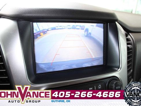 Used 2019 Chevrolet Tahoe Premier w/ Premier Plus Edition AWD/4WD image 38