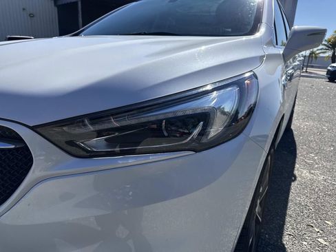 Used 2021 Buick Enclave Essence w/ Sport Touring Edition image 9