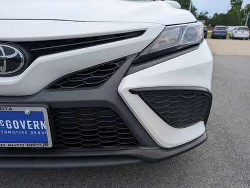 Used 2022 Toyota Camry SE AWD/4WD image 11