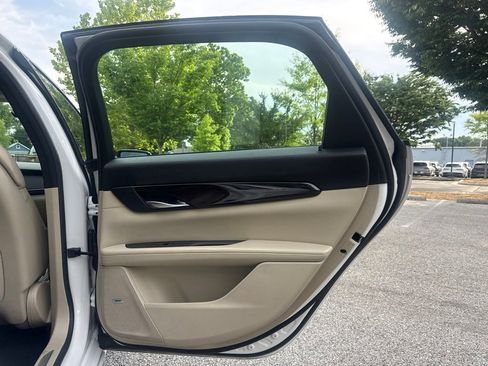 Used 2018 Cadillac CT6 2.0T RWD image 31