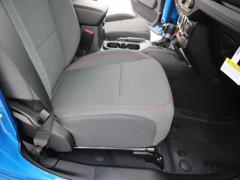 New 2026 Jeep Wrangler Rubicon image 13