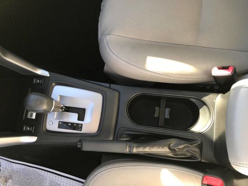 Used 2014 Subaru Forester 2.5i Limited image 37
