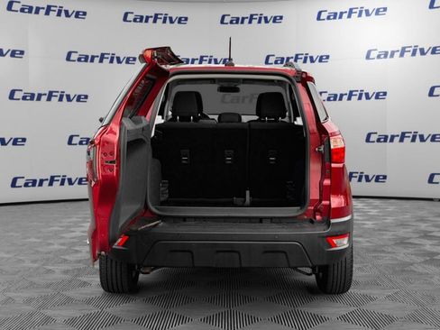 Used 2020 Ford EcoSport SE w/ SE Convenience Package image 11