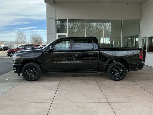 Used 2025 RAM 1500 Laramie w/ Night Edition image 19