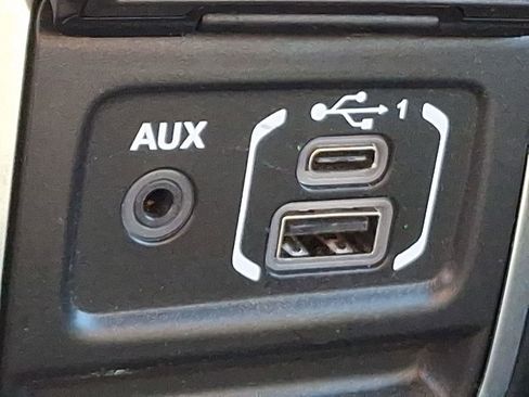 Certified 2021 Jeep Wrangler Unlimited Sahara w/ Dual Top Group image 24