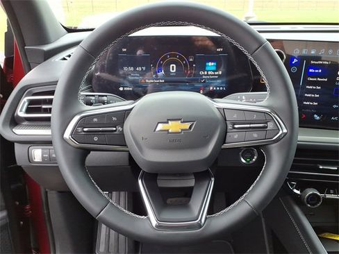 New 2026 Chevrolet Traverse LT w/ Driver Confidence Package image 11