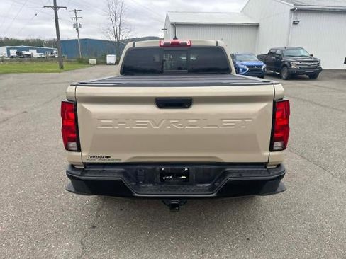 Used 2024 Chevrolet Colorado Trail Boss w/ Advanced Trailering Package AWD/4WD image 8