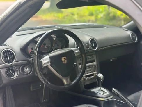 Used 2005 Porsche Boxster S image 10