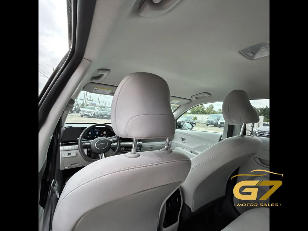 Used 2025 Hyundai Kona SEL FWD image 19