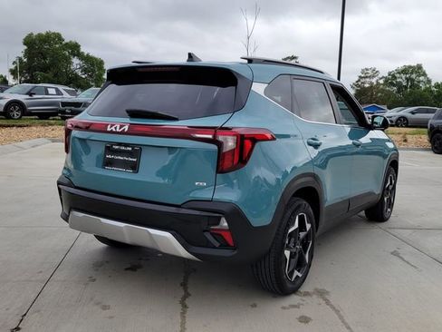 Used 2026 Kia Seltos EX AWD/4WD image 5