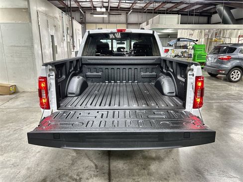 Used 2022 Ford F150 XLT w/ Equipment Group 302A High image 24