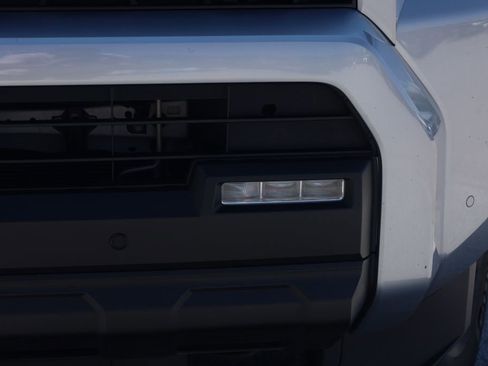 Used 2025 Toyota 4Runner TRD Off-Road Premium image 15