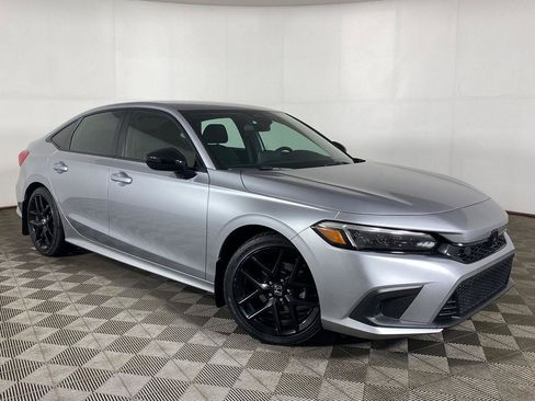 Used 2022 Honda Civic Sport image 1