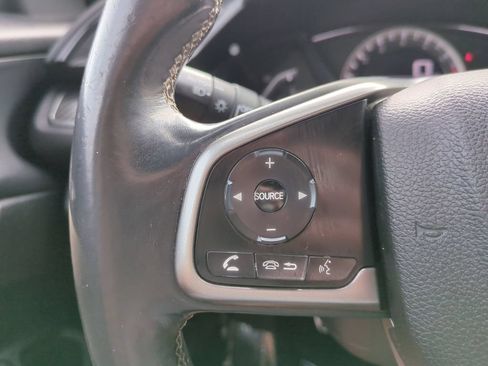 Used 2018 Honda Civic Sport image 21