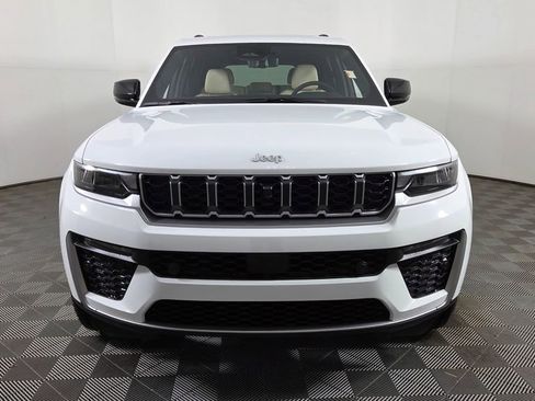 New 2026 Jeep Grand Cherokee Limited image 2