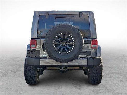 Used 2017 Jeep Wrangler Unlimited Sahara w/ Connectivity Group image 5