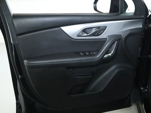 Used 2025 Chevrolet Blazer LT FWD image 15