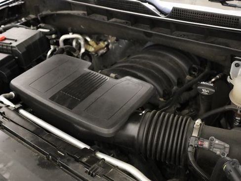 Used 2021 GMC Yukon Denali w/ Denali Premium Package image 11