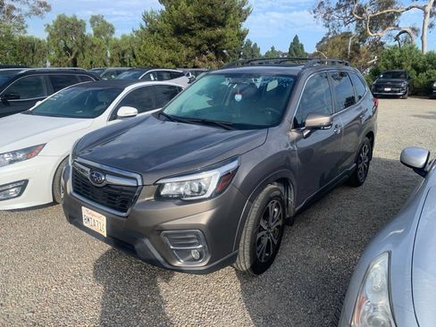 Used 2019 Subaru Forester Limited AWD/4WD image 1