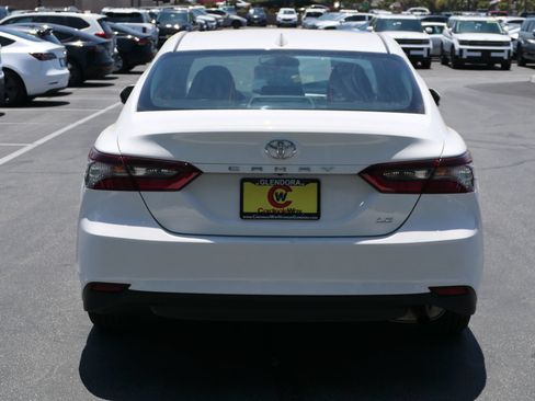 Used 2023 Toyota Camry LE FWD image 5