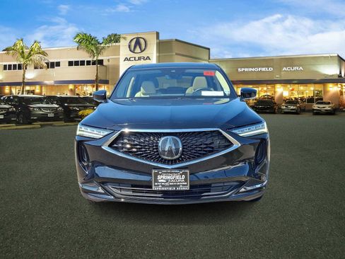 Used 2023 Acura MDX SH-AWD image 2